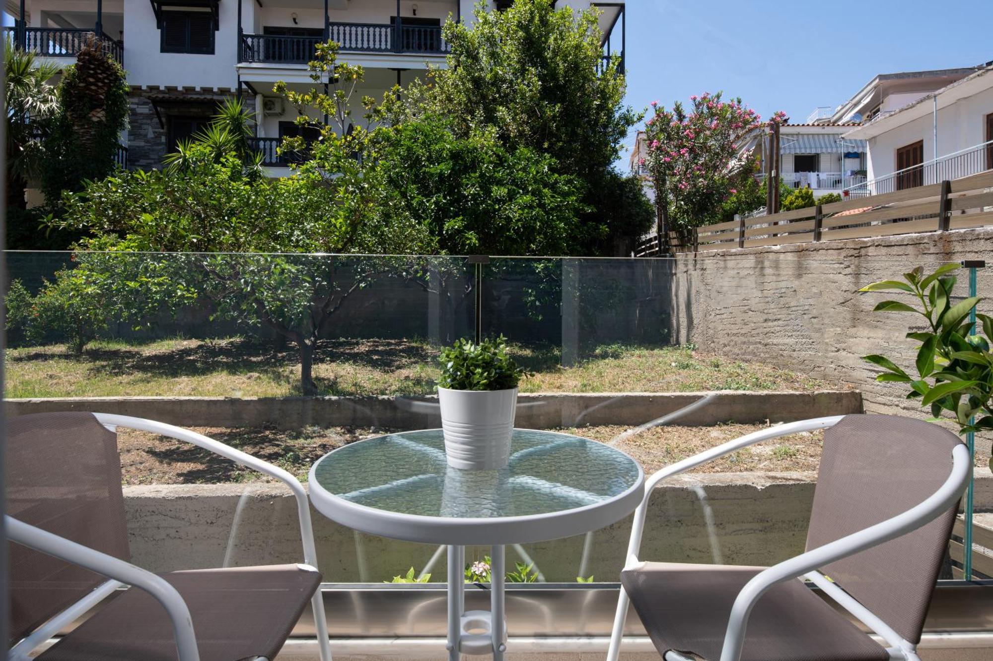 Olenia Luxury Apartments 4 Neos Marmaras Exterior photo